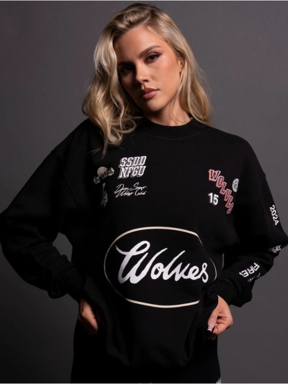 NWT DARC SPORT SHE Live Fast V2 London Graphic Crewneck, Black, Small (80/1000)